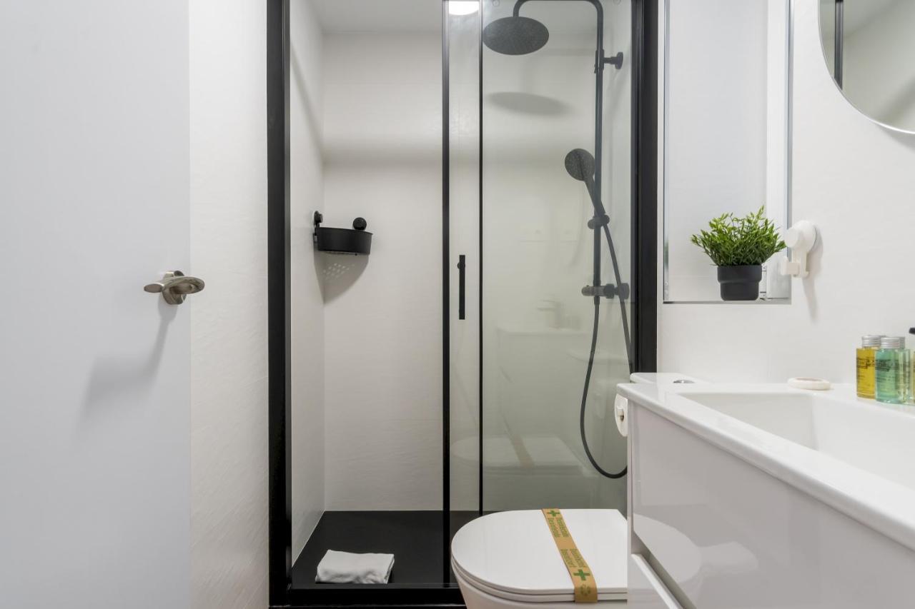 Modern And Cozy- 1 Bedroom 1 Bathroom -Lavapies Madrid Exterior foto