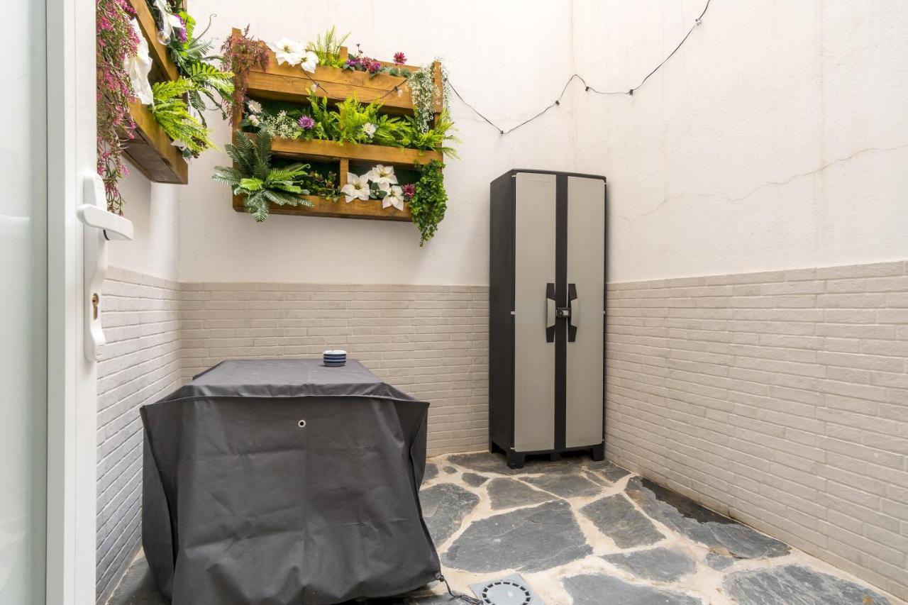 Modern And Cozy- 1 Bedroom 1 Bathroom -Lavapies Madrid Exterior foto
